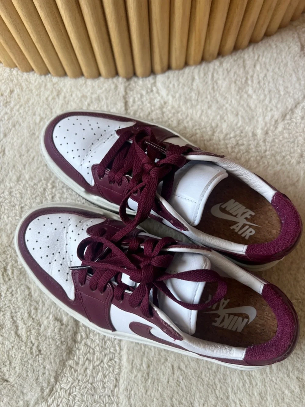 Nike AIR Low-Top Sneakers in White & Burgundy - Picture 3 of 3